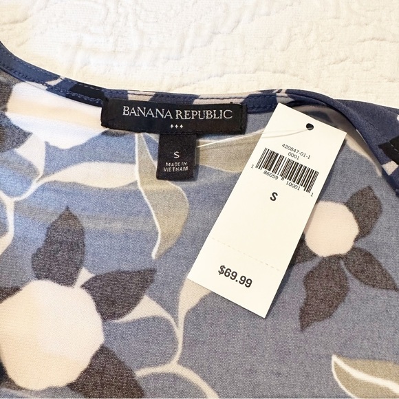 Banana Republic Factory Faux Wrap Knot Floral Dress NWT - Small - Picture 6 of 10